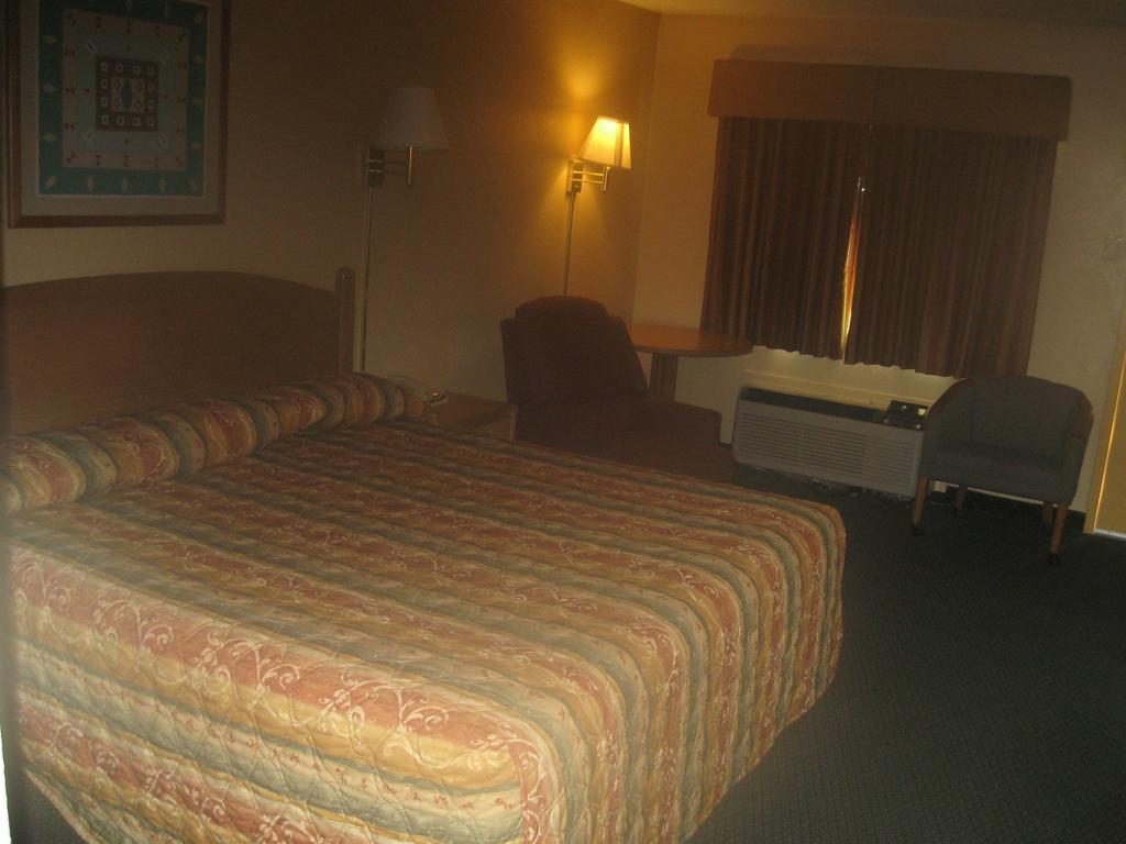San Augustine Inn Bilik gambar